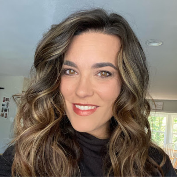 Meet your Posher, Clara - Picture 1 of 1